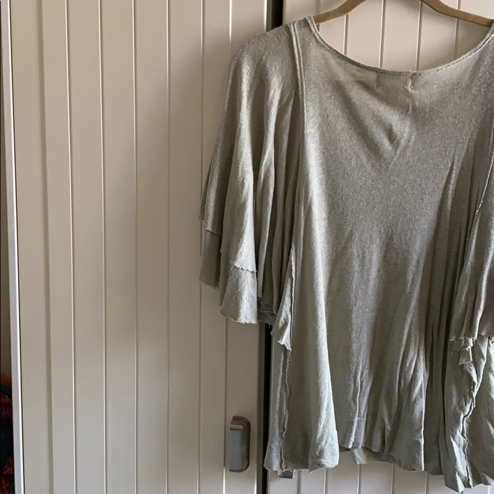 T.La Tee Flutter Sleeve - image 5